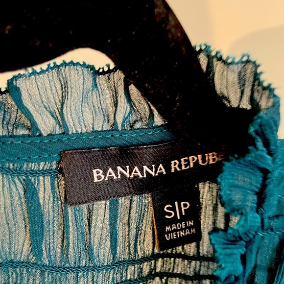 Banana Republic Green Top Size S - Picture 2 of 3